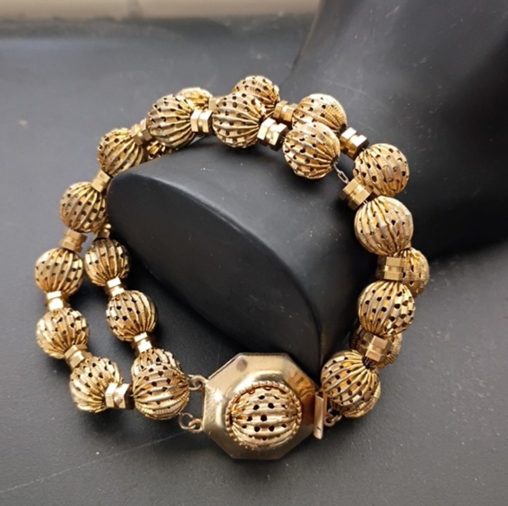 ❤️VTG PHILLIPINE TAMBOURINE DUAL STRAND BRACELET 8"